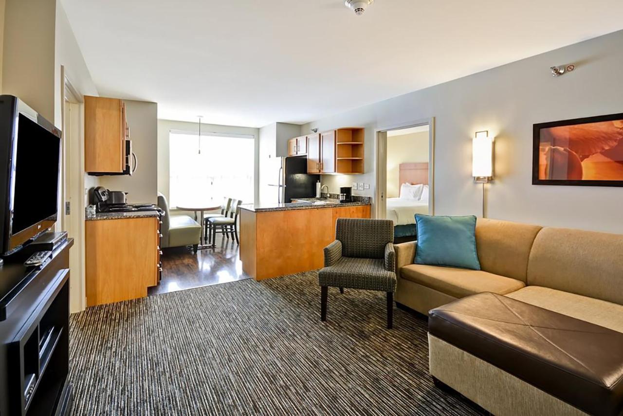 Hyatt House Naperville/Warrenville Екстериор снимка