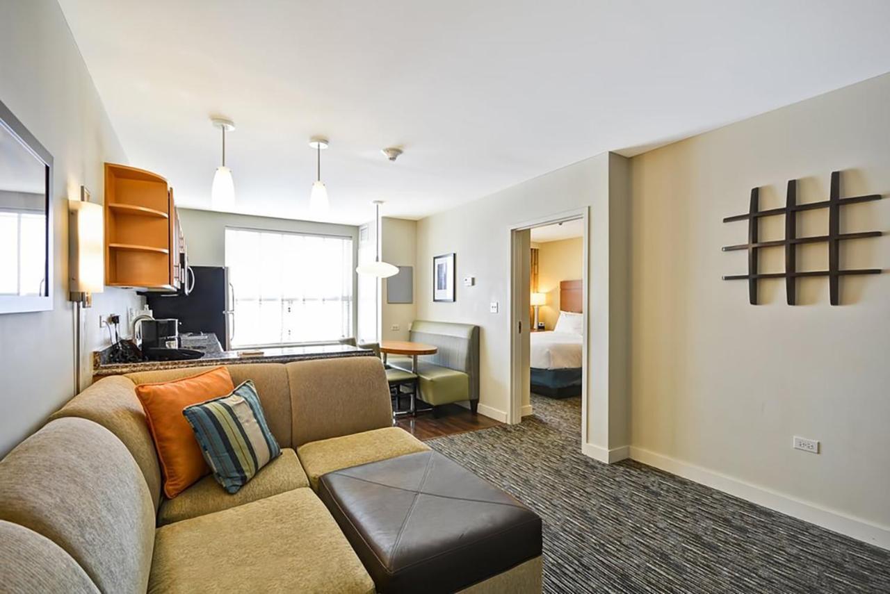 Hyatt House Naperville/Warrenville Екстериор снимка