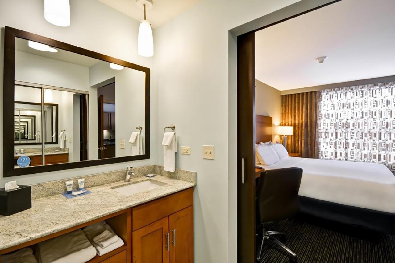 Hyatt House Naperville/Warrenville Екстериор снимка