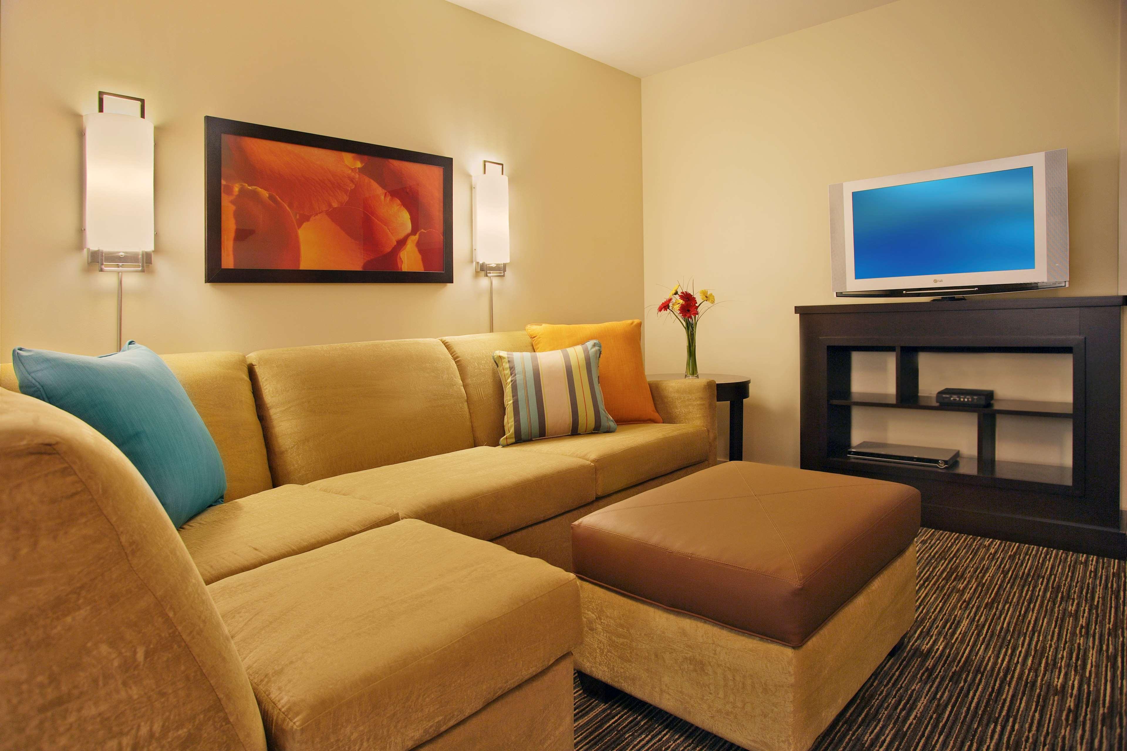 Hyatt House Naperville/Warrenville Екстериор снимка