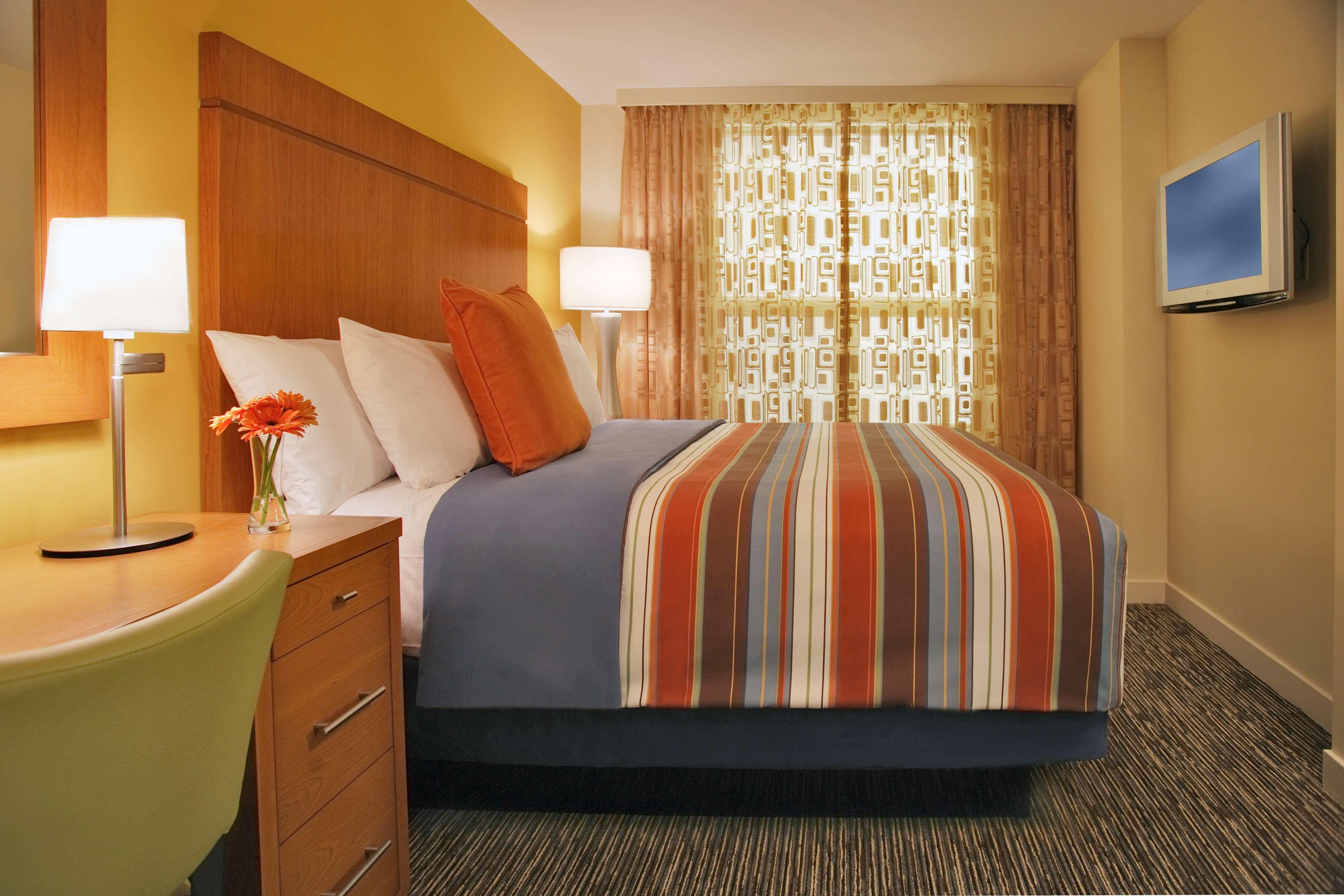Hyatt House Naperville/Warrenville Екстериор снимка